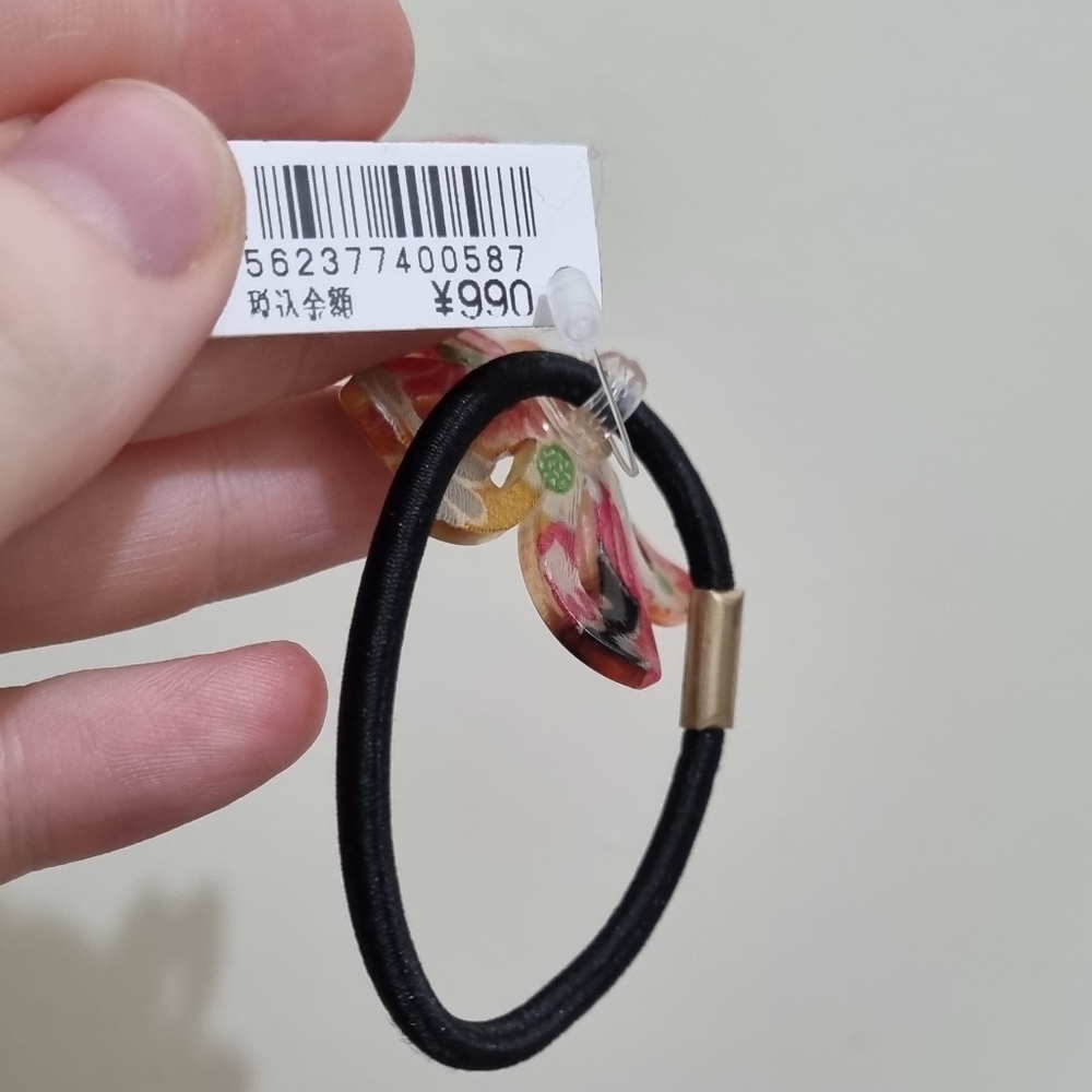 Japanese hair tie and origami earrings - Picture 6 of 6